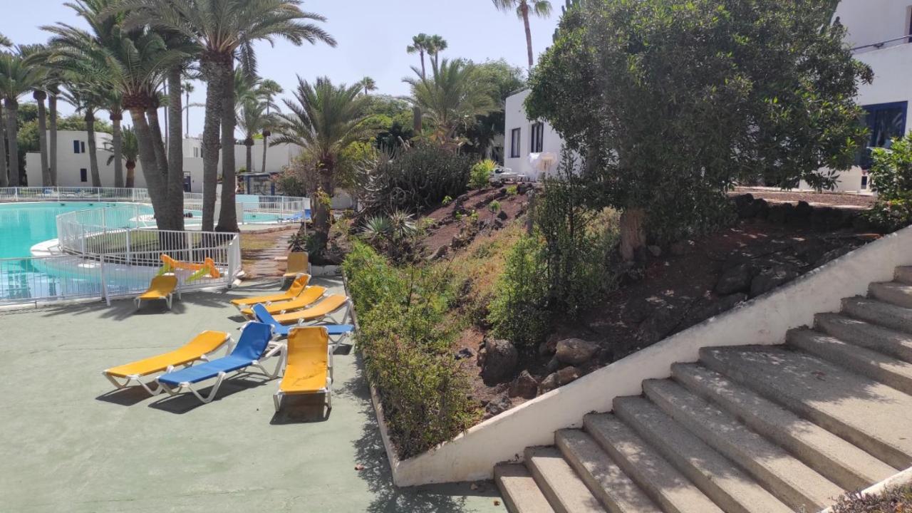 Alojamientos Playa Centro Corralejo A Exteriör bild